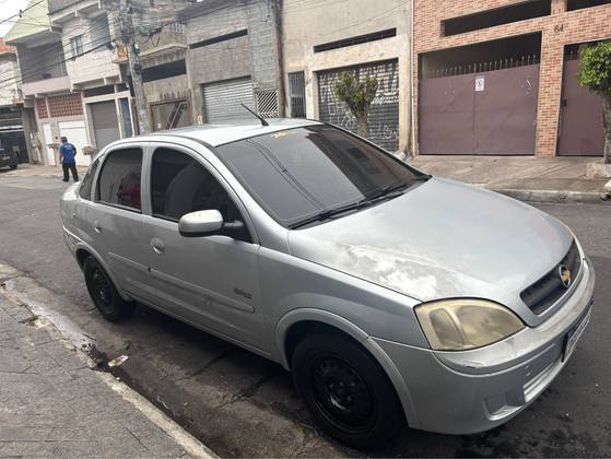 CHEVROLET CORSA 1.8 MPFI MAXX SEDAN 8V FLEX 4P MANUAL CHEVROLET CORSA 1.8 MPFI MAXX SEDAN 8V FLEX 4P MANUAL
